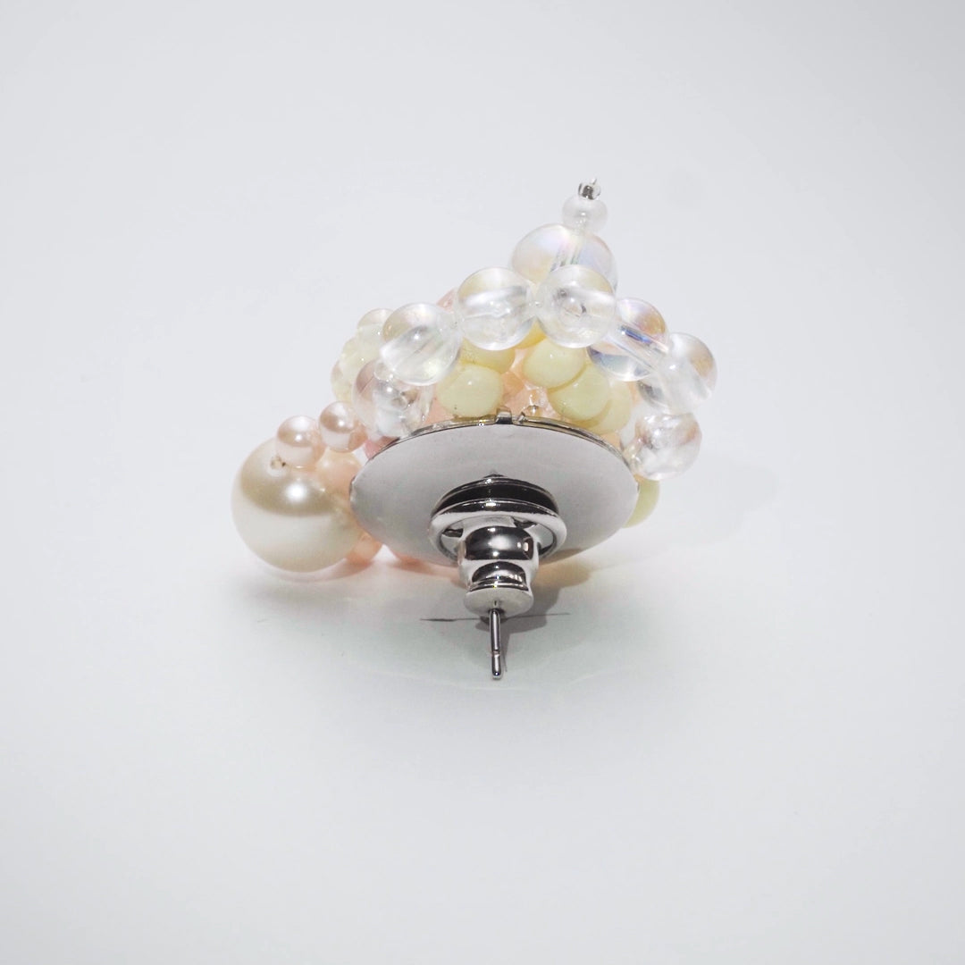 Dreamland Fantasy Imagination Ear Studs MJ101