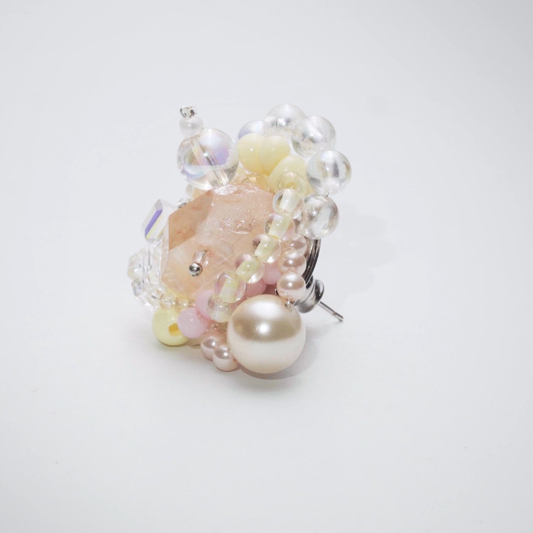 Dreamland Fantasy Imagination Ear Studs MJ101